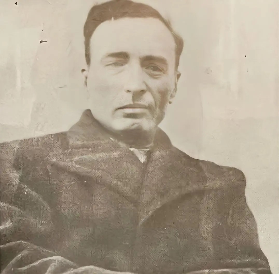 Seyyed Reza Khan Sanei.